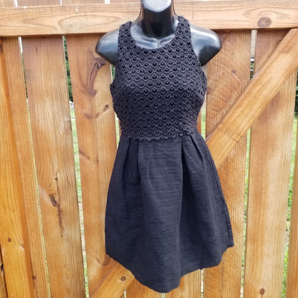 Loft little black dress - Picture 2 of 5